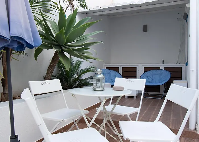 瓜迪亚纳河公寓 *